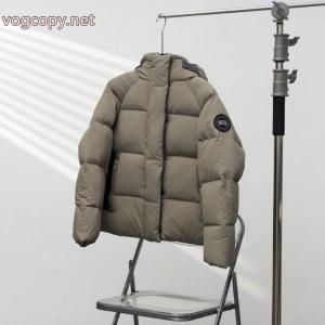 ブランド コピー 販売 最新トレンドファッション新着魅惑のセクシー美伝統的Canada Goose連帽ダウンジャケット