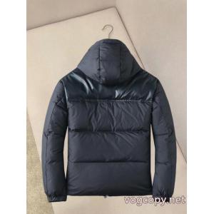 ブランド コピー 着払いCanada Goose 超目玉 大好評 定番人気商品ダウンジャケット