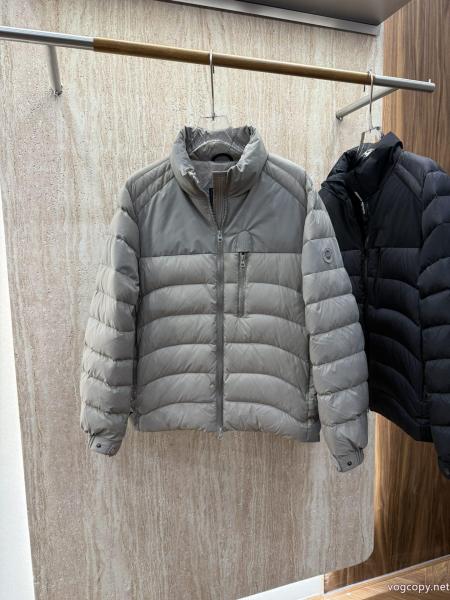 CANADA GOOSE 25年冬の薄手ダウンジャケット 0 