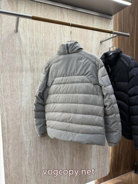 CANADA GOOSE 25年冬の薄手ダウンジャケット 5 