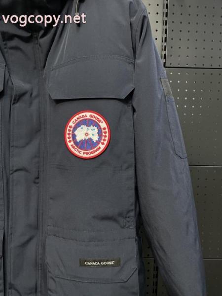 販売記念価格 新入荷アイテムの通販 赤字処分セール ダウンジャケット偽物 ブランド 販売Canada Goose. 4