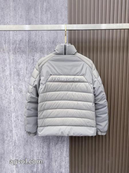 ブランド コピー 安心韓国人気 秀作モデル 注文殺到ダウンジャケットCanada Goose 2