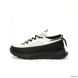 コピー ブランド 通販 安心爆買い最新作 大人っぽく見せ新作 際立つアイテムスニーカーCanada Goose..